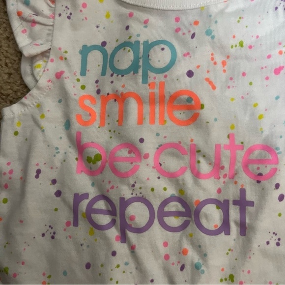 3/25 🍄 Garanimals Paint Splattered Ruffled Shoulder Baby Onesie Size 0-3 NWT - Picture 8 of 11